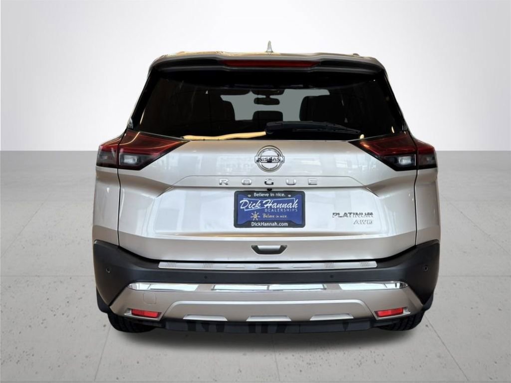 Used 2021 Nissan Rogue Platinum image 8