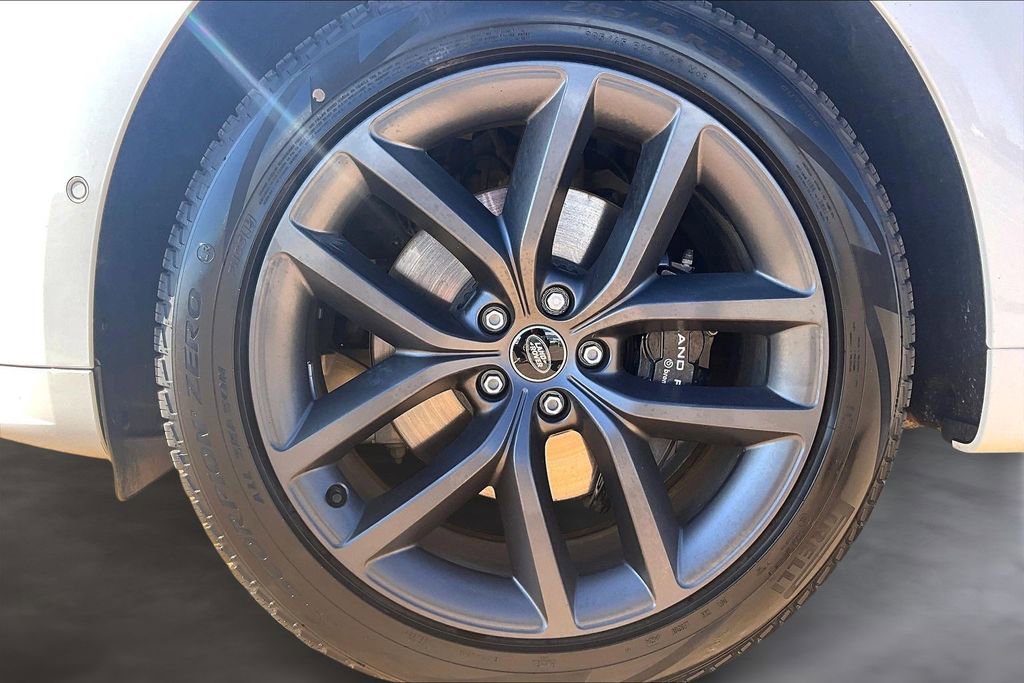 Used 2023 Land Rover Range Rover Sport SE Dynamic image 8