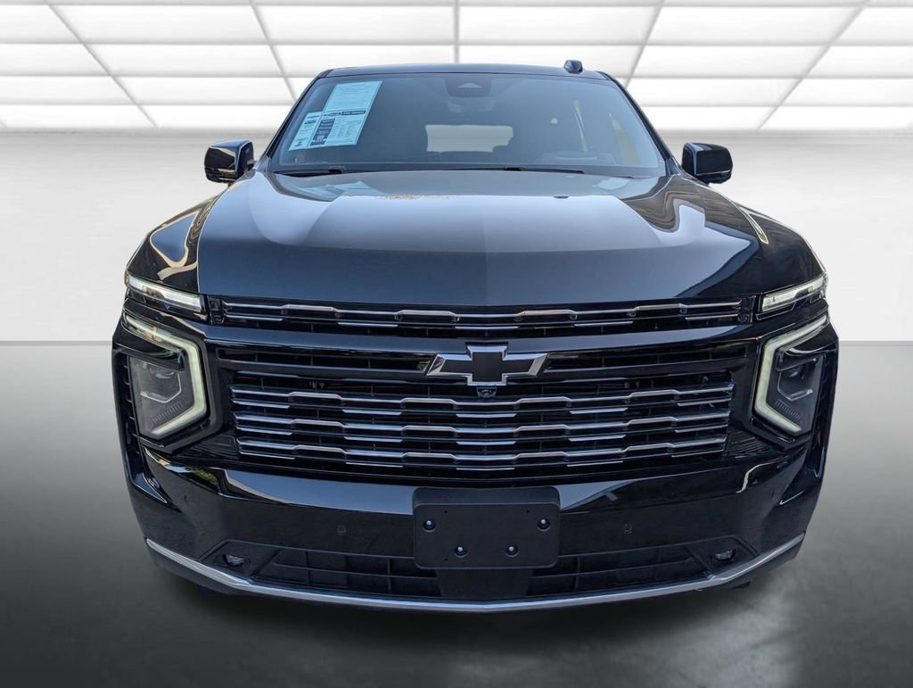 Used 2025 Chevrolet Tahoe High Country AWD/4WD image 29