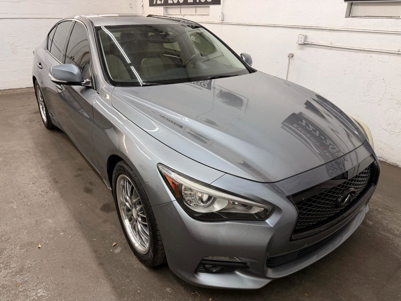 Used 2016 INFINITI Q50 3.0t Premium w/ Driver Assistance Package RWD image 7