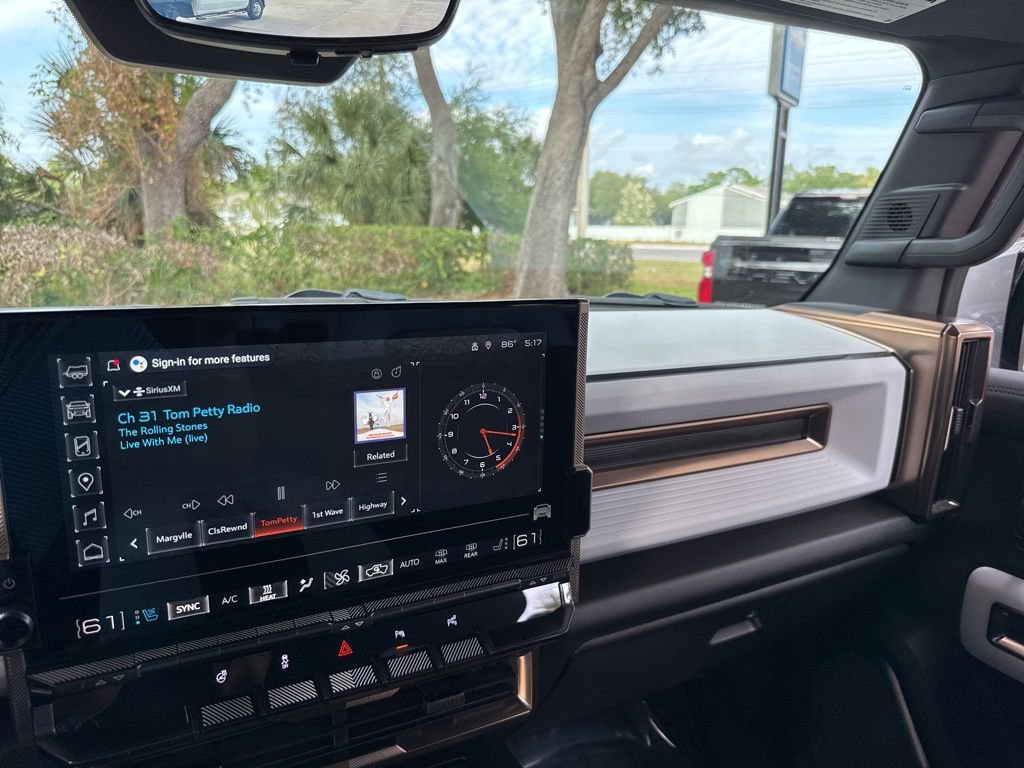 Used 2024 GMC Hummer EV 3X AWD/4WD image 48