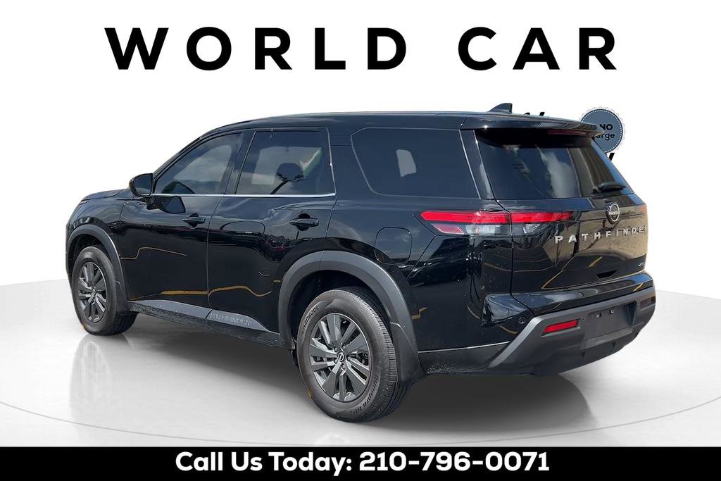 Used 2025 Nissan Pathfinder S AWD/4WD image 5