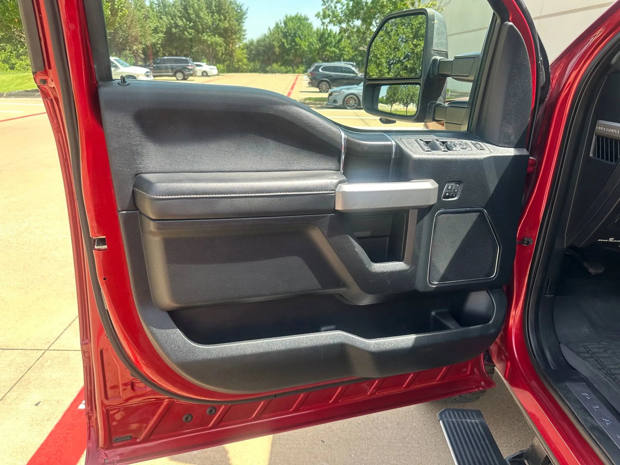 Used 2018 Ford F250 Platinum w/ Platinum Ultimate Package image 20