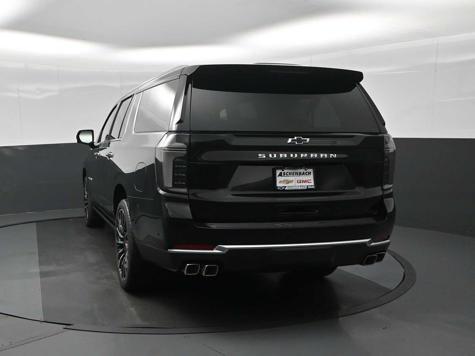New 2026 Chevrolet Suburban High Country AWD/4WD image 8