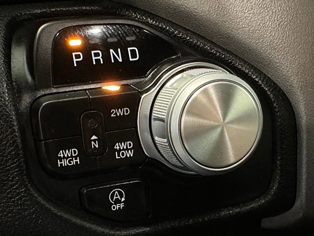 Used 2024 RAM 1500 Laramie AWD/4WD image 25