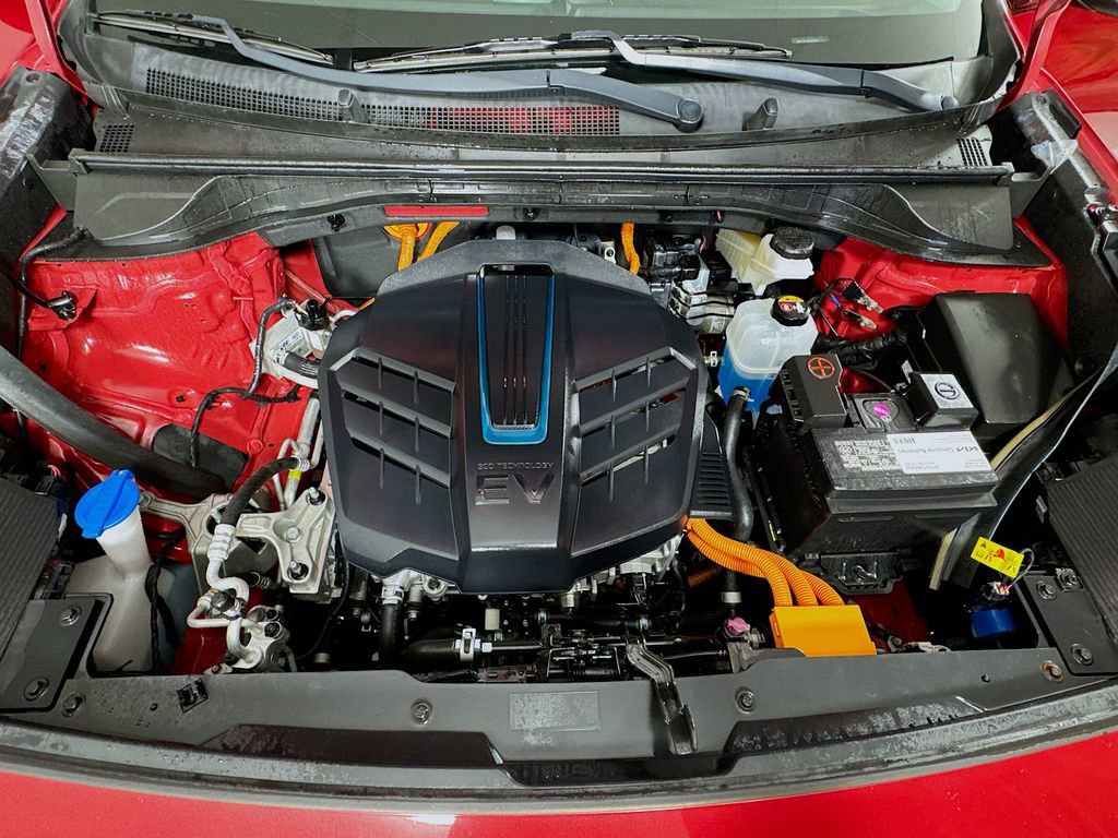 Used 2022 Kia Niro EX image 20