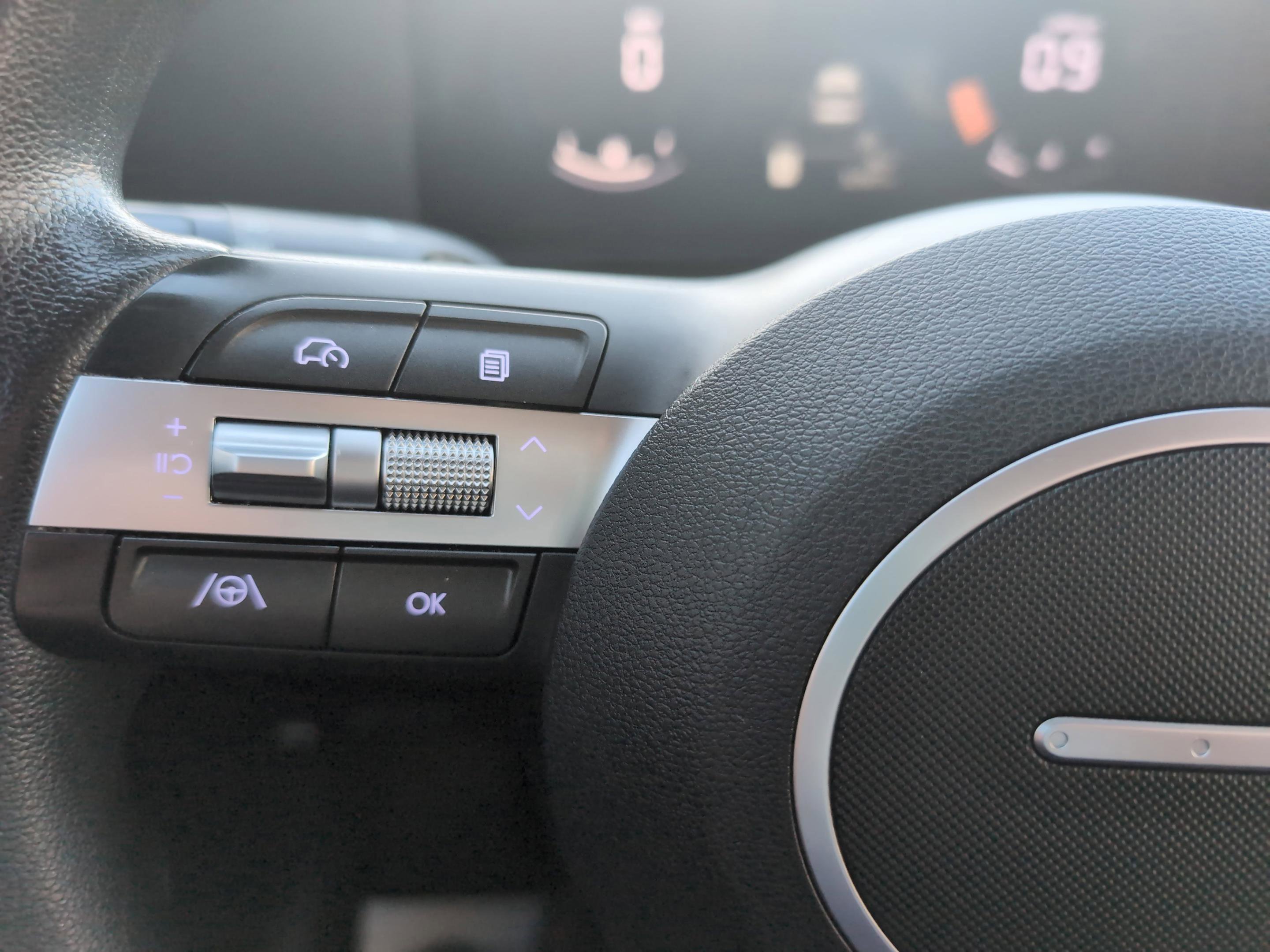 Used 2024 Hyundai Kona SE image 26