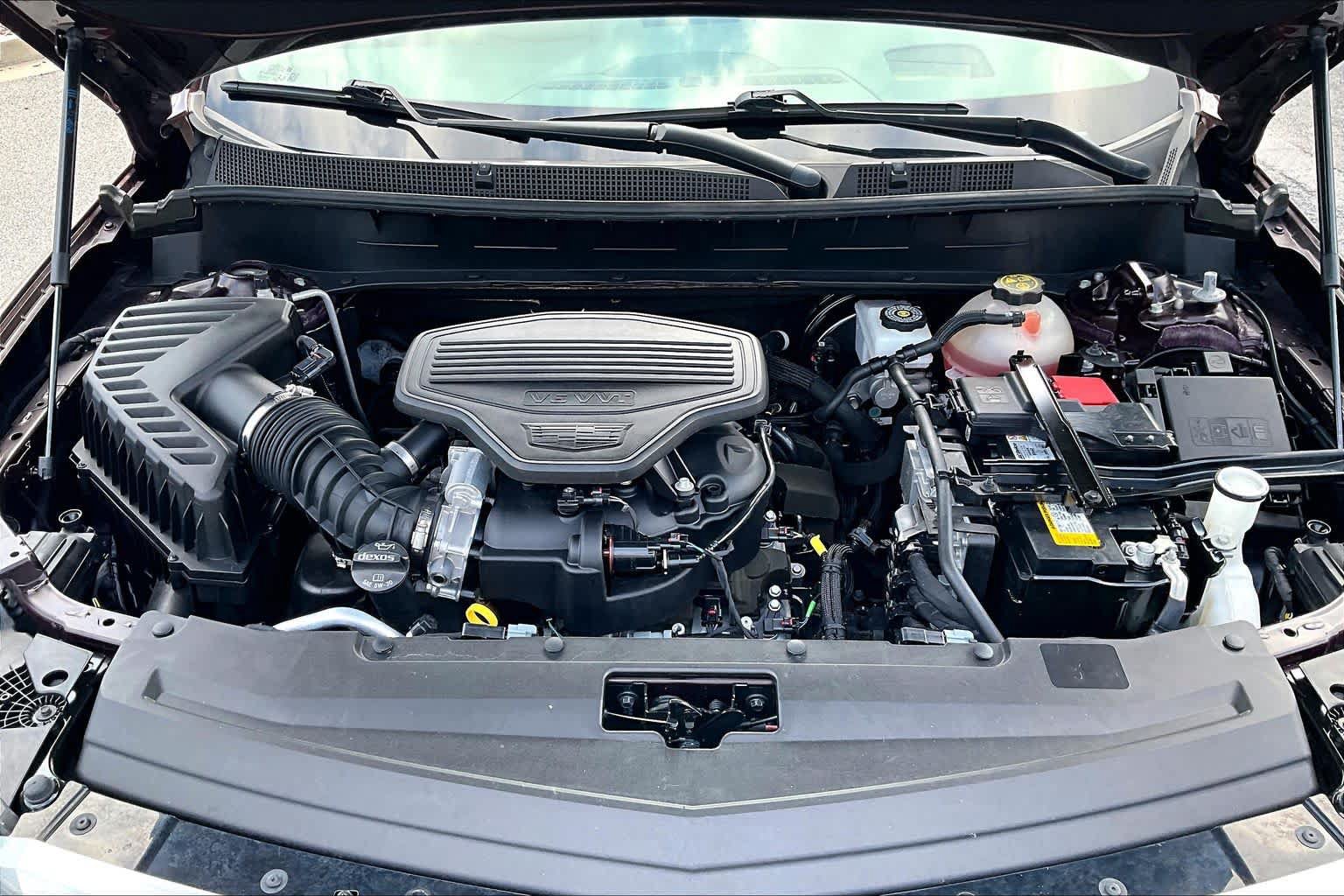 Used 2022 Cadillac XT6 Premium Luxury w/ Technology Package FWD image 32