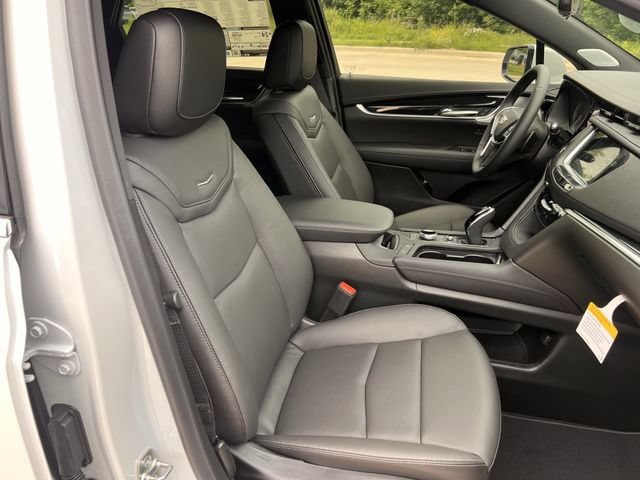 New 2026 Cadillac XT5 Premium Luxury FWD image 23