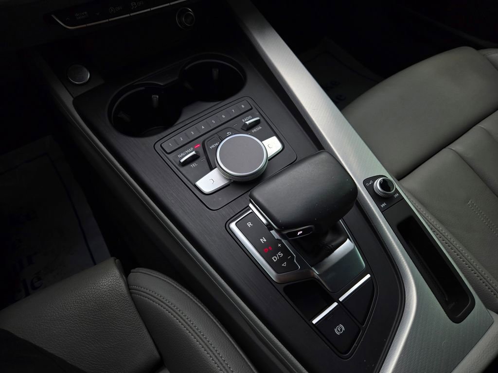 Used 2018 Audi A4 2.0T Premium Plus w/ Premium Plus Package image 26