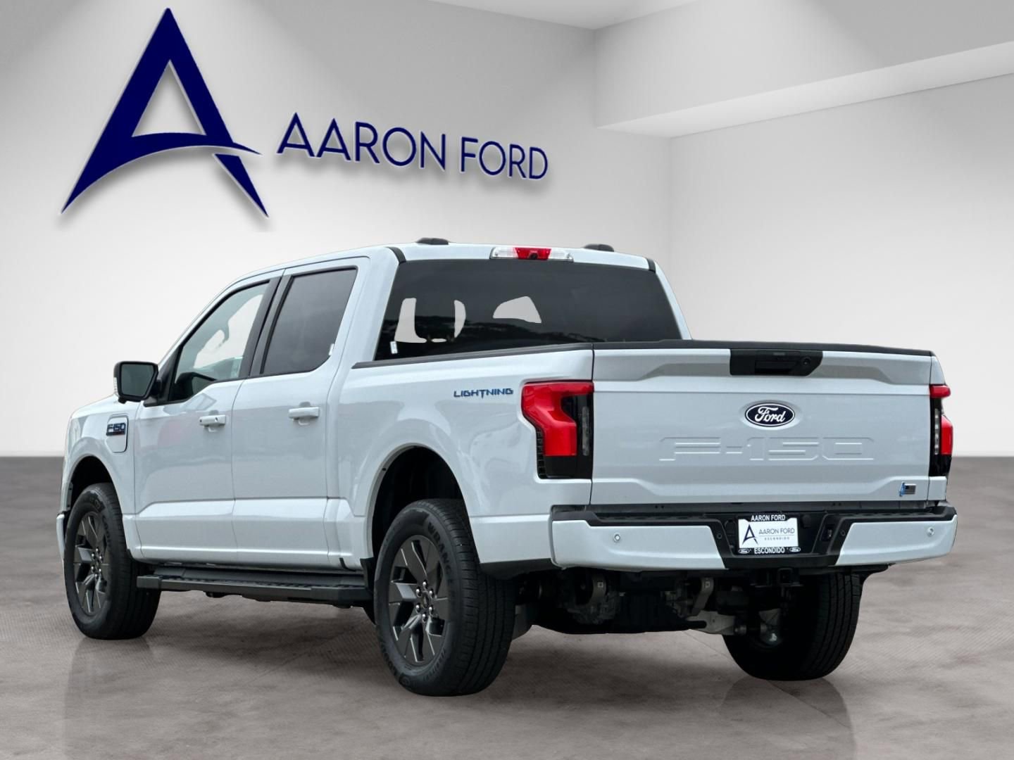 Used 2025 Ford F150 Lightning Flash AWD/4WD image 4