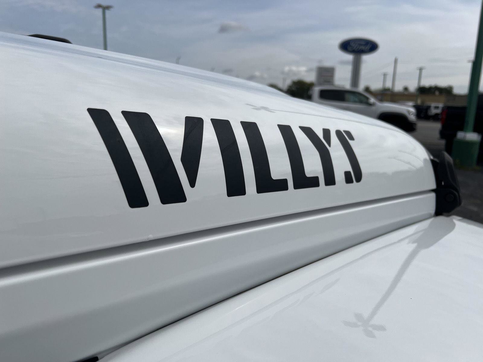 Used 2021 Jeep Gladiator Willys image 3