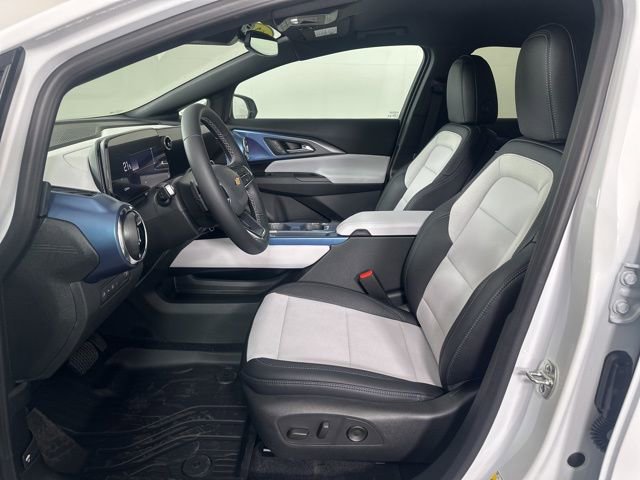 New 2026 Chevrolet Equinox EV LT AWD/4WD image 21