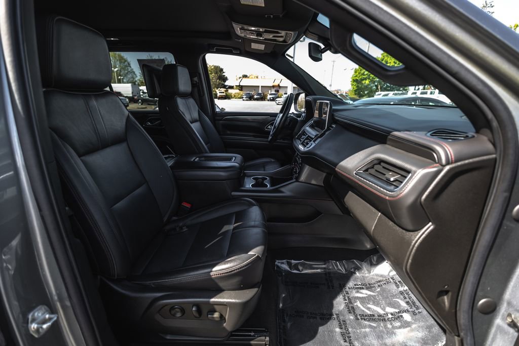 Used 2022 Chevrolet Tahoe RST w/ Sport Performance Package AWD/4WD image 31