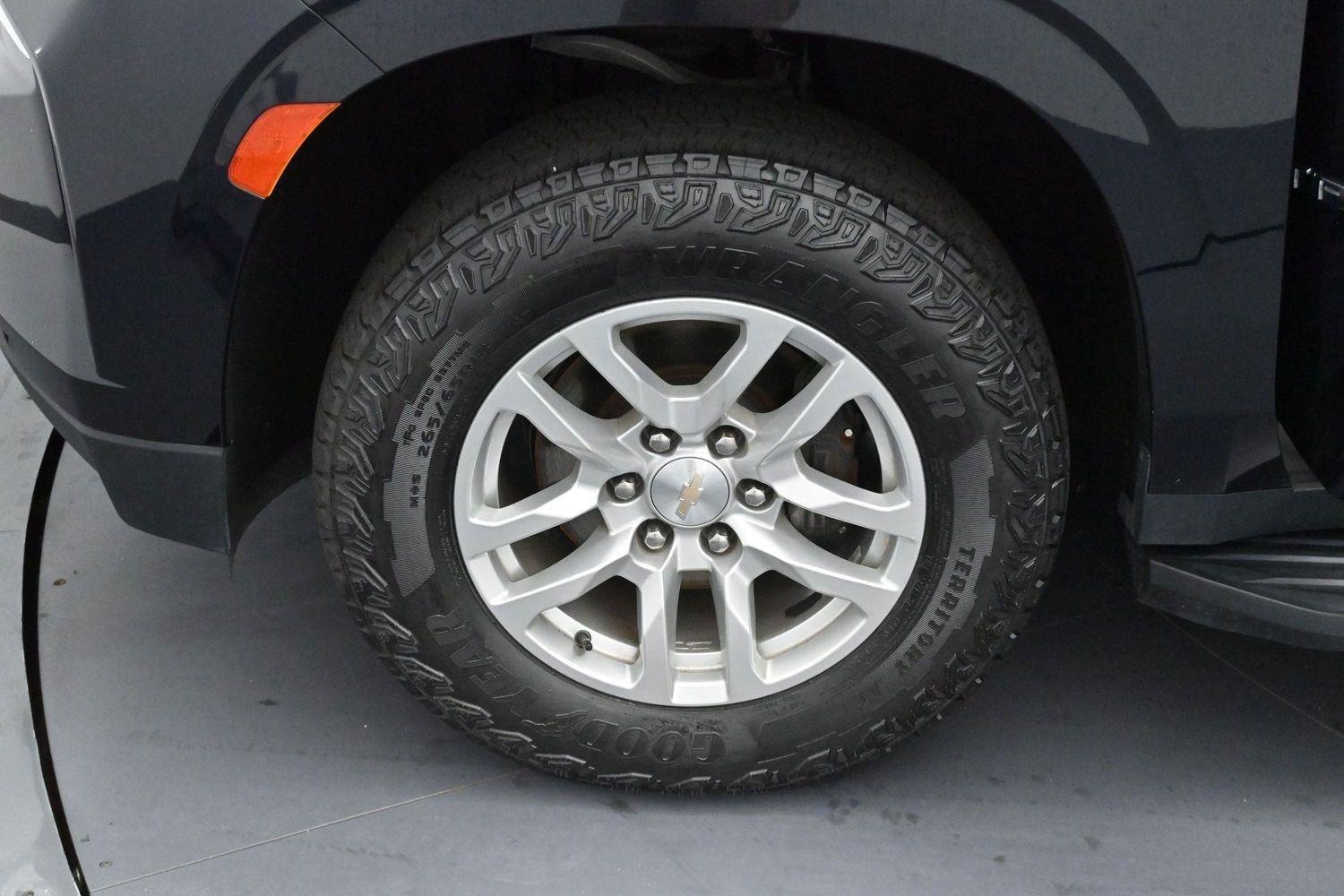 Used 2023 Chevrolet Tahoe LT AWD/4WD image 32
