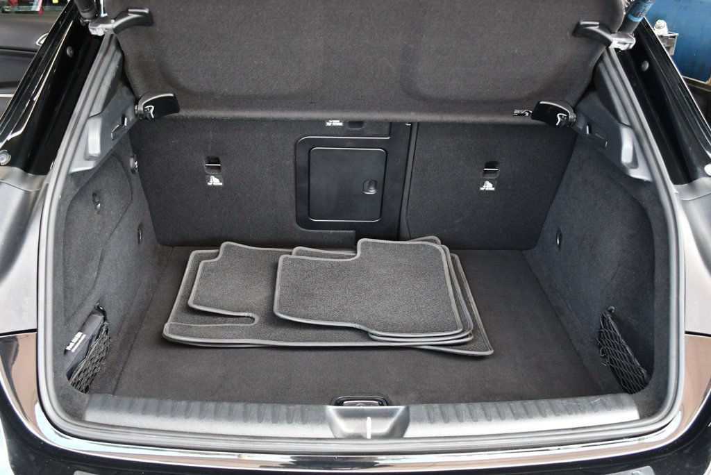 Used 2018 Mercedes-Benz GLA 250 4MATIC image 17
