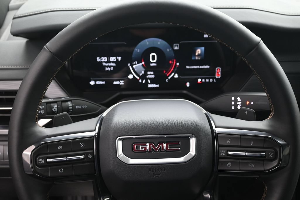 Used 2026 GMC Acadia AT4 w/ Luxury Package AWD/4WD image 9