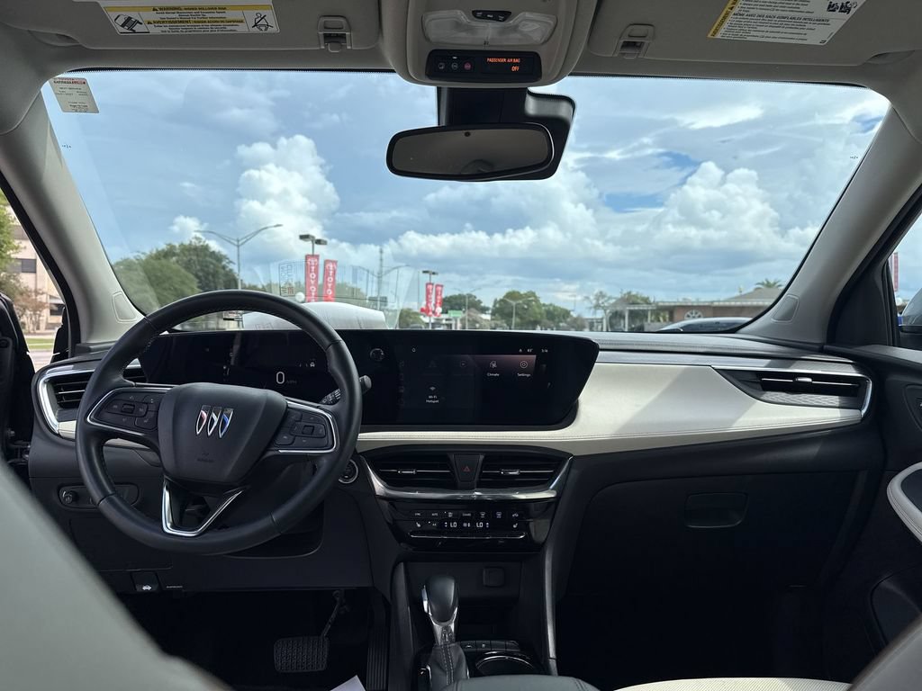 Used 2024 Buick Encore GX Avenir AWD/4WD image 30