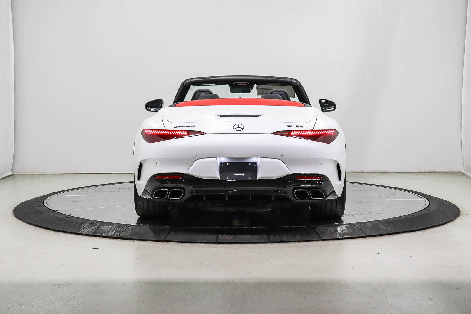 New 2027 Mercedes-Benz SL 55 AMG 4MATIC image 9
