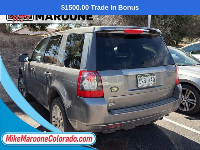 Used 2010 Land Rover LR2 HSE image 2