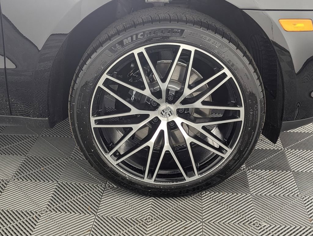 New 2026 Porsche Macan S image 14