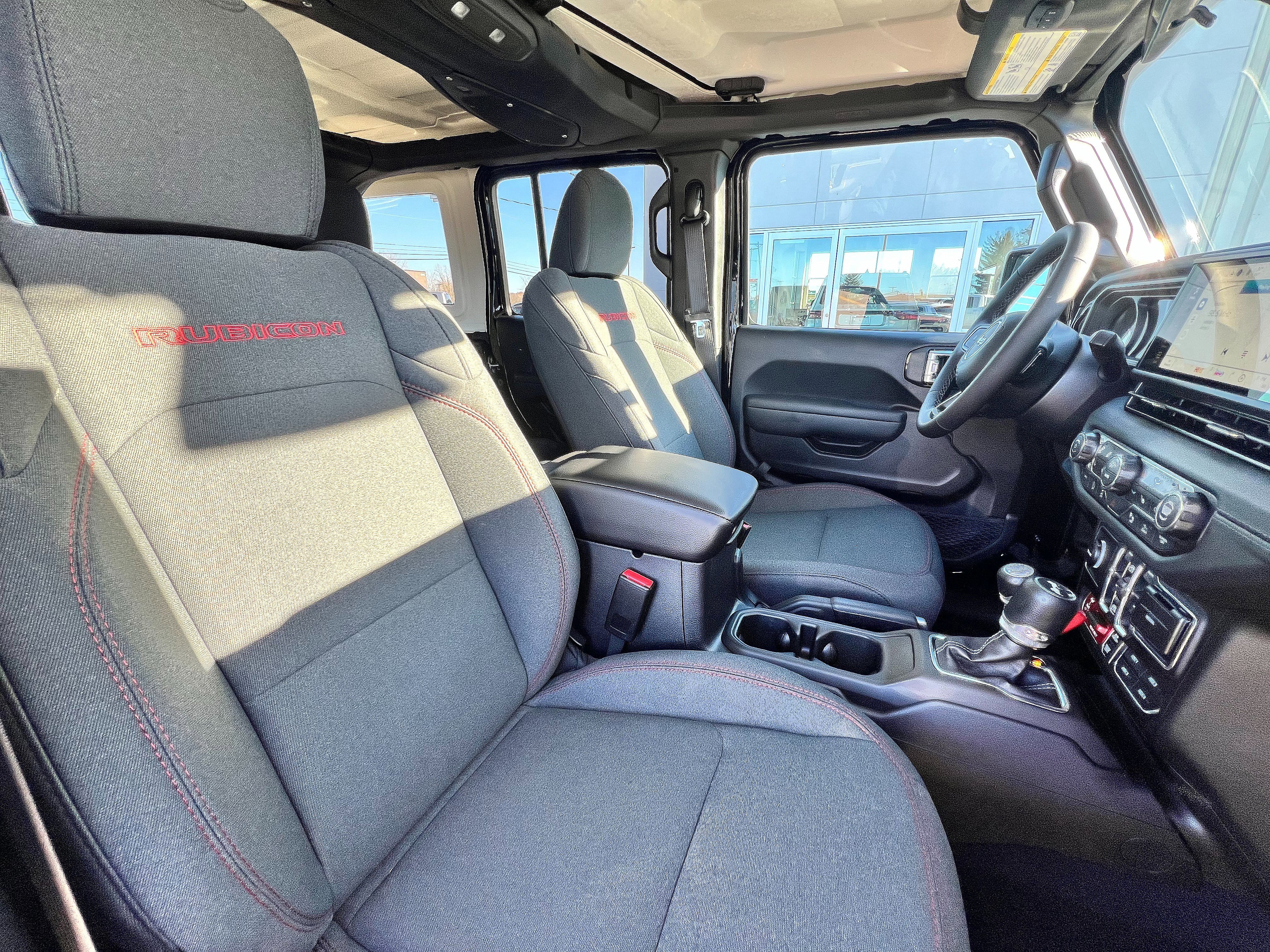 New 2026 Jeep Wrangler Unlimited Rubicon w/ Safety Group image 25