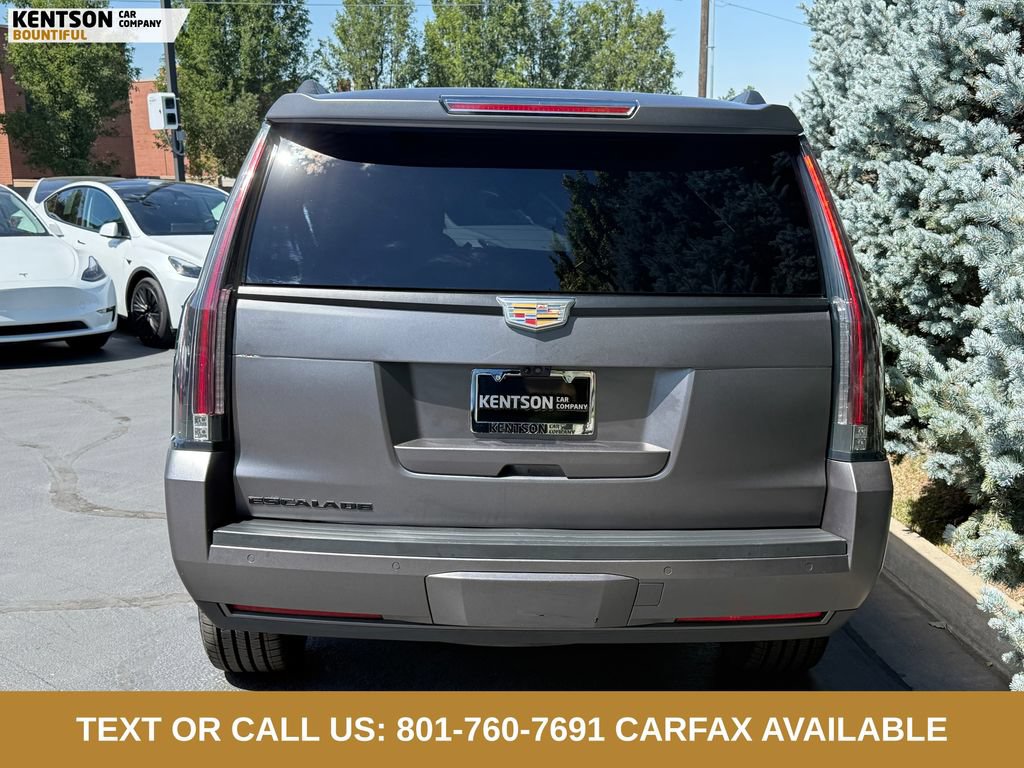 Used 2018 Cadillac Escalade Platinum AWD/4WD image 6