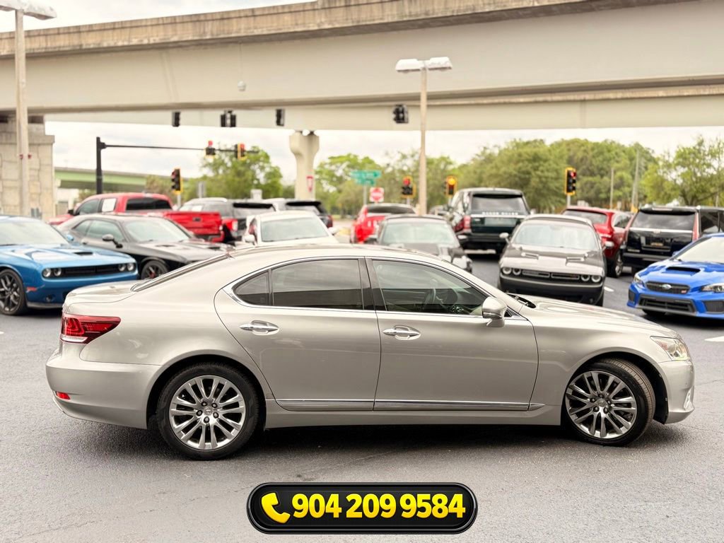 Used 2016 Lexus LS 460 w/ Comfort Package RWD image 11