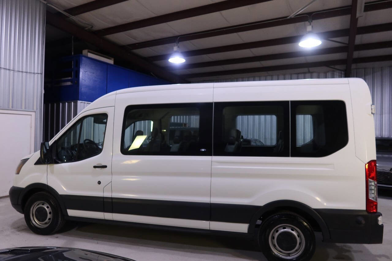 Used 2016 Ford Transit 350 XL image 2