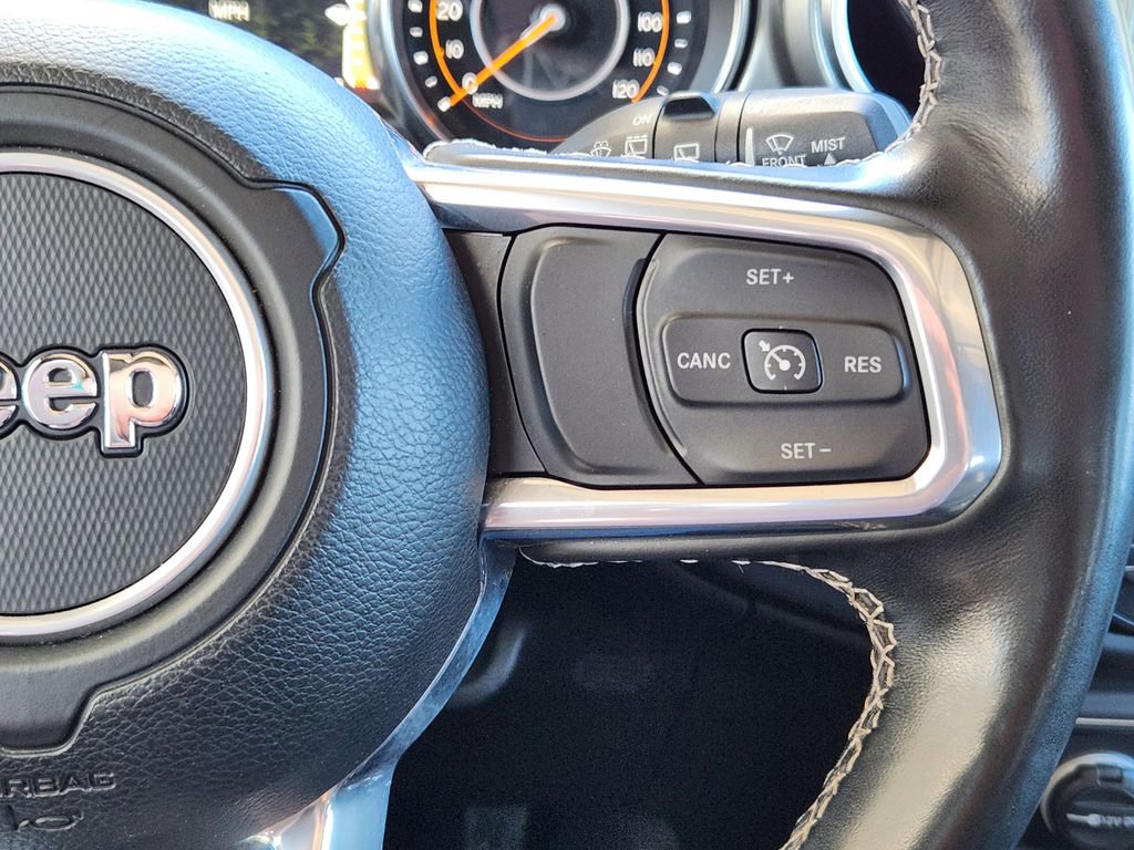 Used 2022 Jeep Wrangler Unlimited Sahara w/ Cold Weather Group image 17