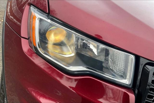 Used 2019 Jeep Grand Cherokee Limited image 28