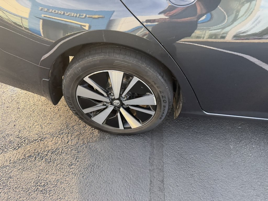 Used 2022 Nissan Altima 2.5 SV FWD image 11