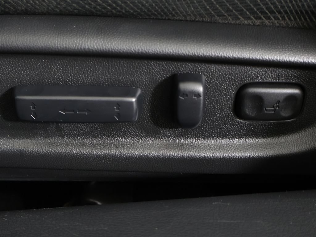 Used 2017 Honda Accord EX image 30