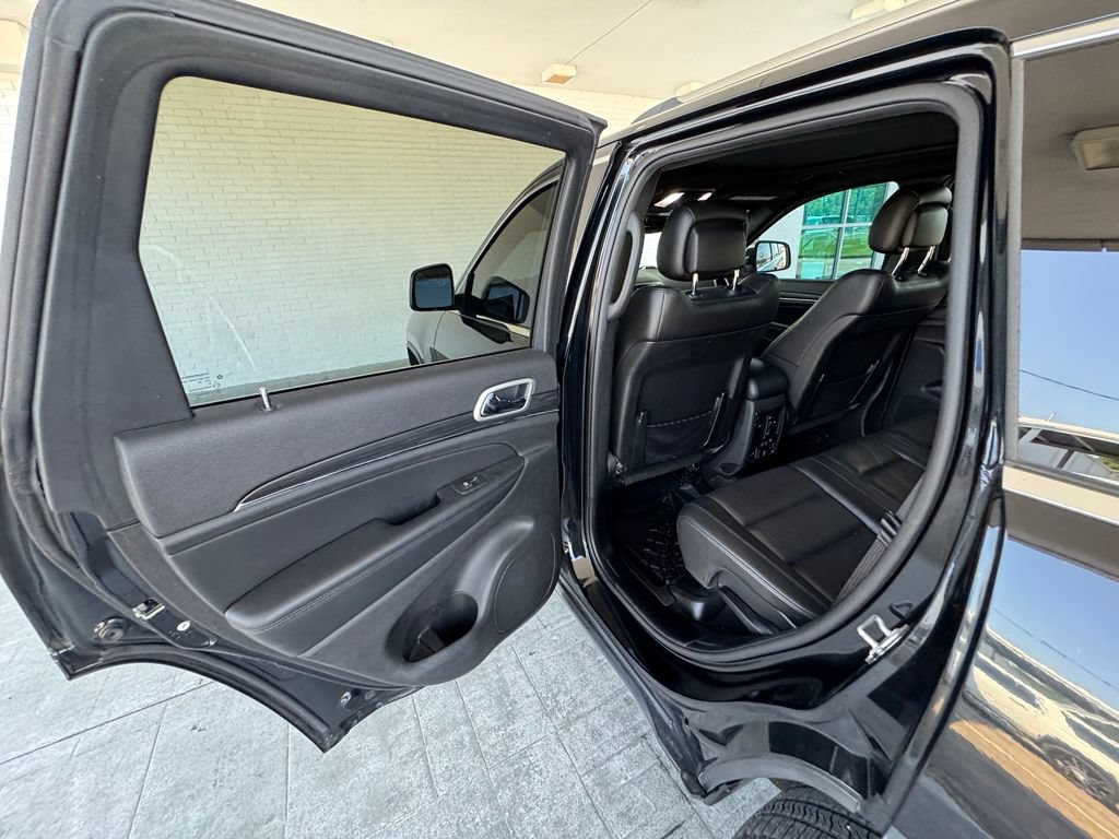 Used 2021 Jeep Grand Cherokee Limited w/ Luxury Group II AWD/4WD image 19