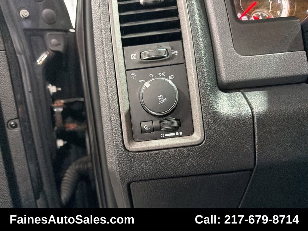 Used 2018 RAM 1500 Express w/ Black Ram 1500 Express Group image 71