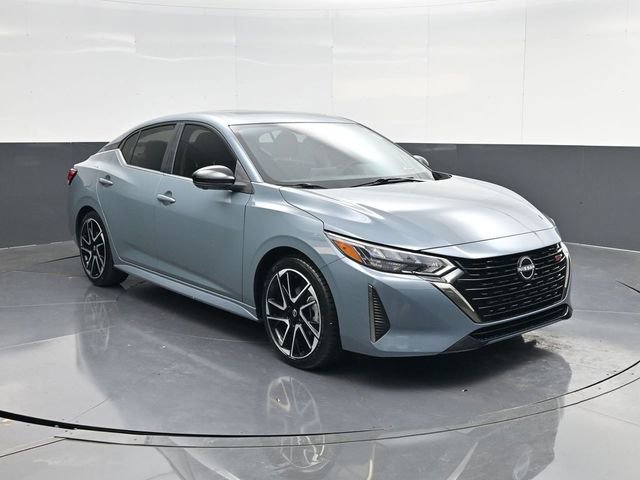Used 2024 Nissan Sentra SR w/ SR Premium Package image 1