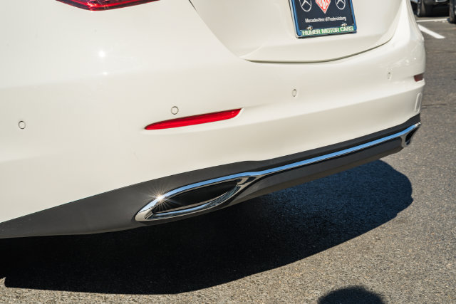New 2027 Mercedes-Benz C 300 4MATIC Sedan image 9