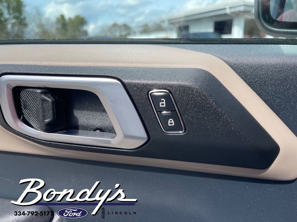 Used 2024 Ford Bronco Wildtrak image 8