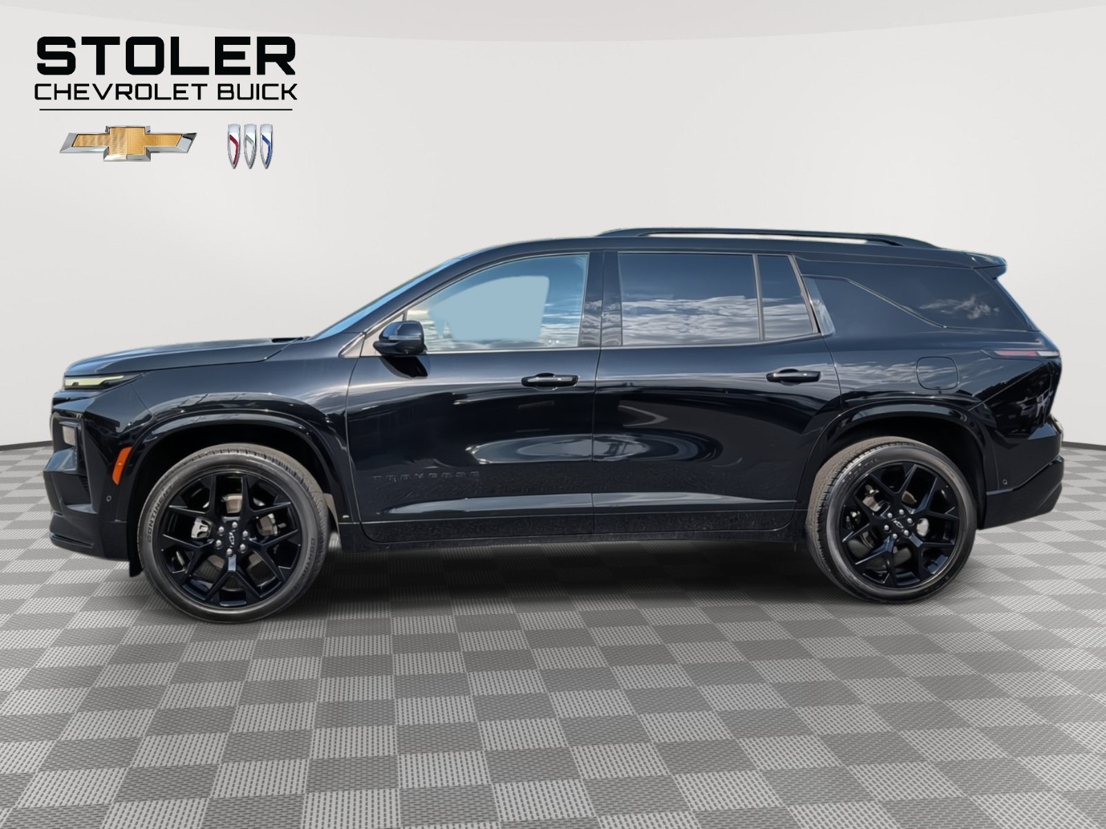 Used 2024 Chevrolet Traverse RS w/ LPO, Floor Liner Package AWD/4WD image 2