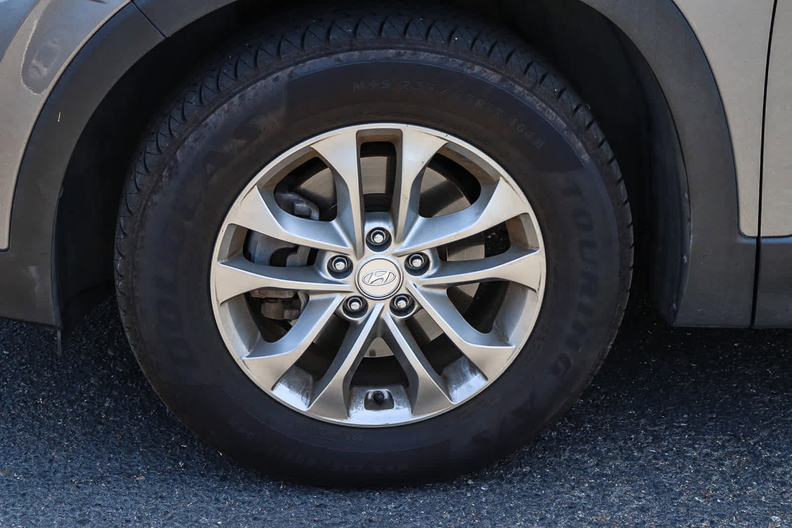 Used 2019 Hyundai Santa Fe SE AWD/4WD image 11