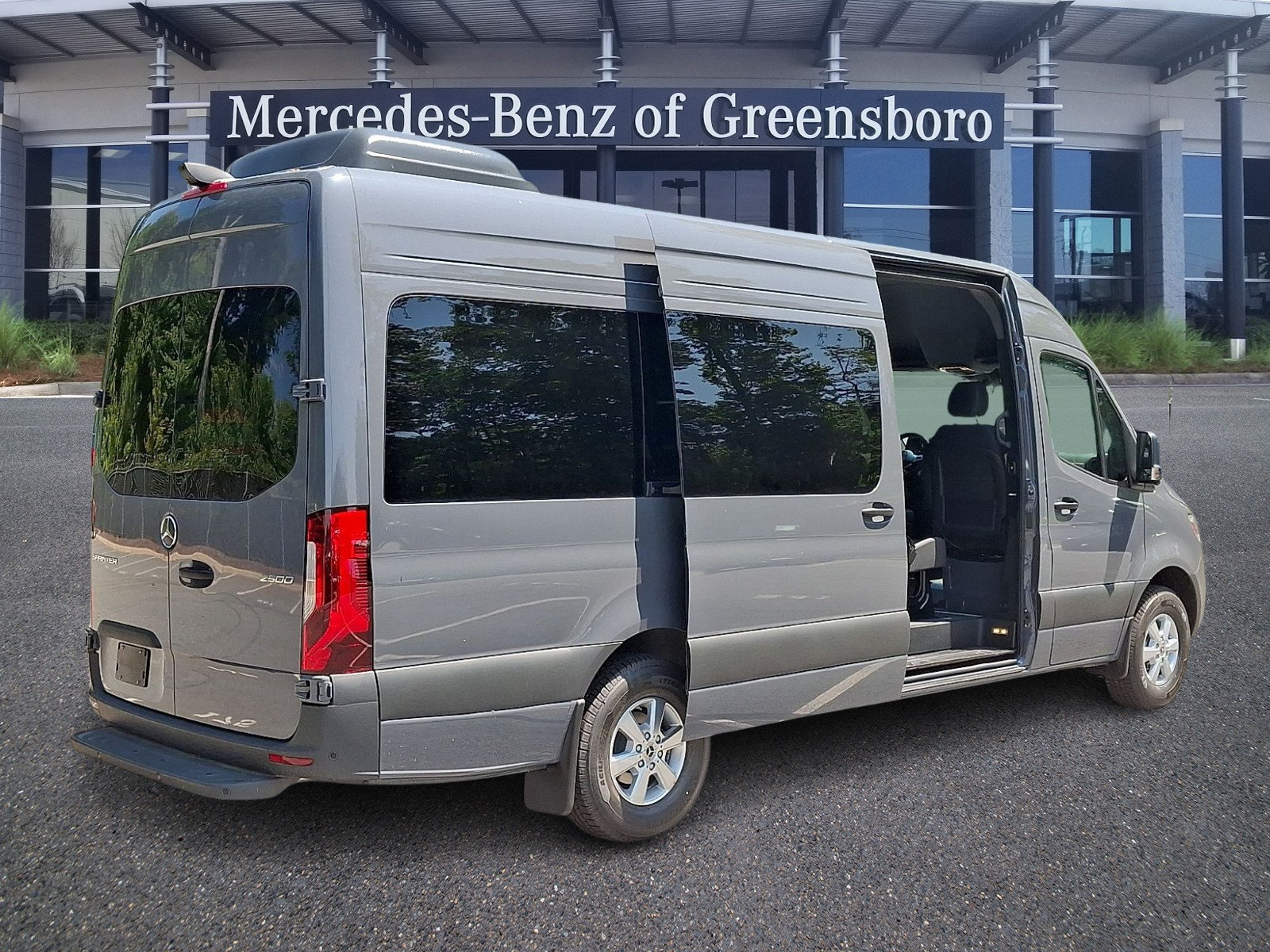 New 2026 Mercedes-Benz Sprinter 2500 image 4