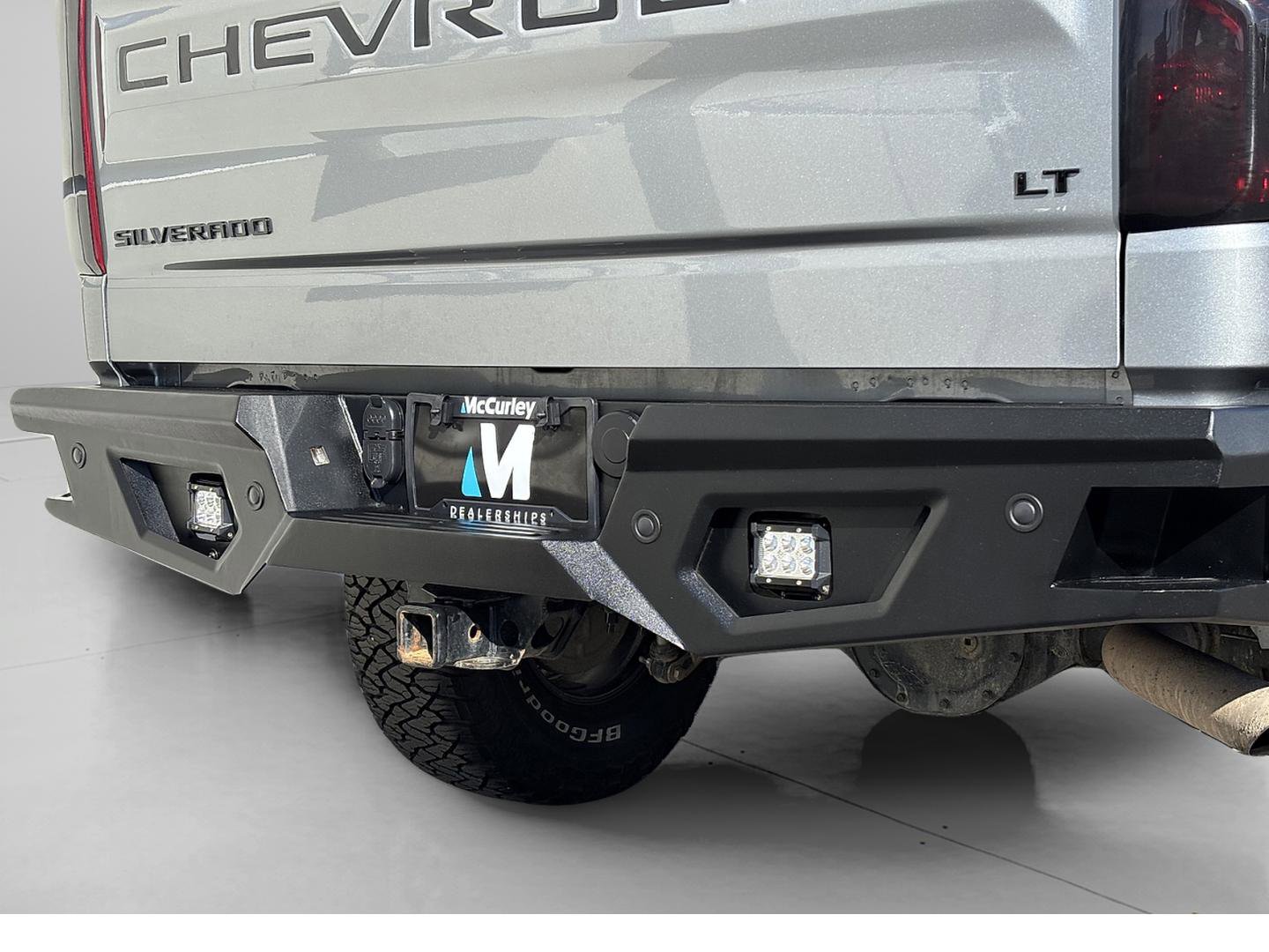 Used 2023 Chevrolet Silverado 1500 LT w/ LPO, Dark Essentials Package image 7