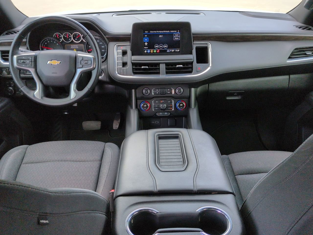 Used 2023 Chevrolet Suburban LS w/ Driver Alert Package image 21