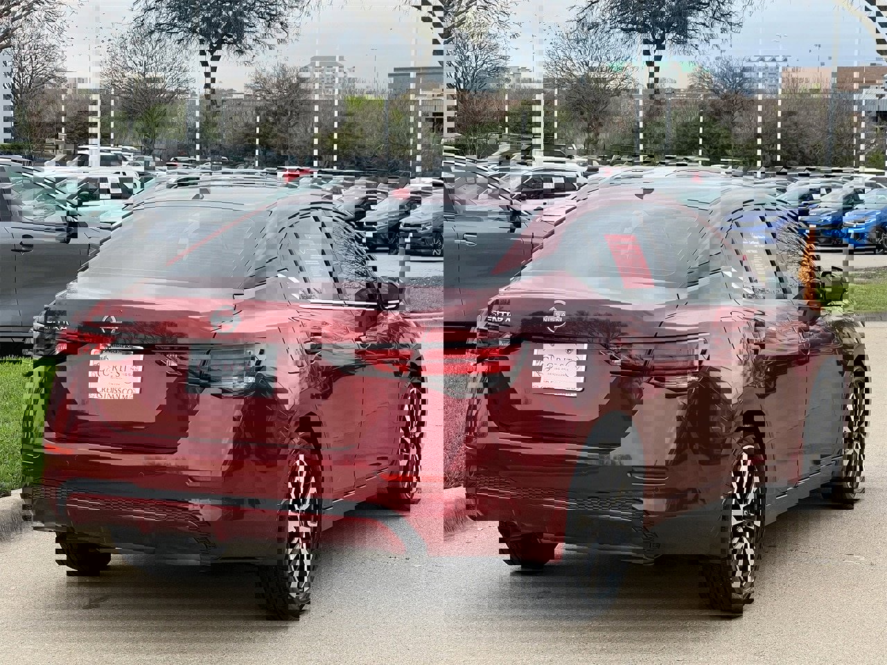 Used 2025 Nissan Sentra SV w/ SV Premium Package image 4