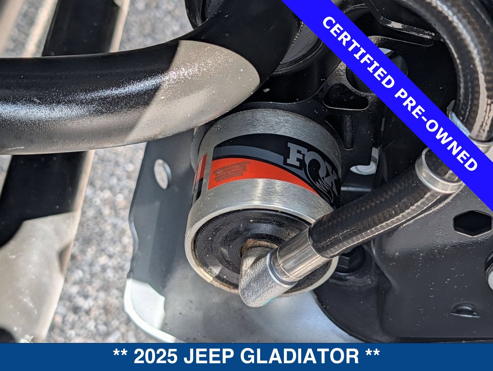 Used 2025 Jeep Gladiator Mojave w/ Safety Group AWD/4WD image 16