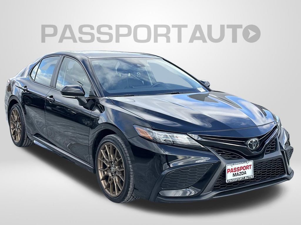 Used 2023 Toyota Camry SE image 6