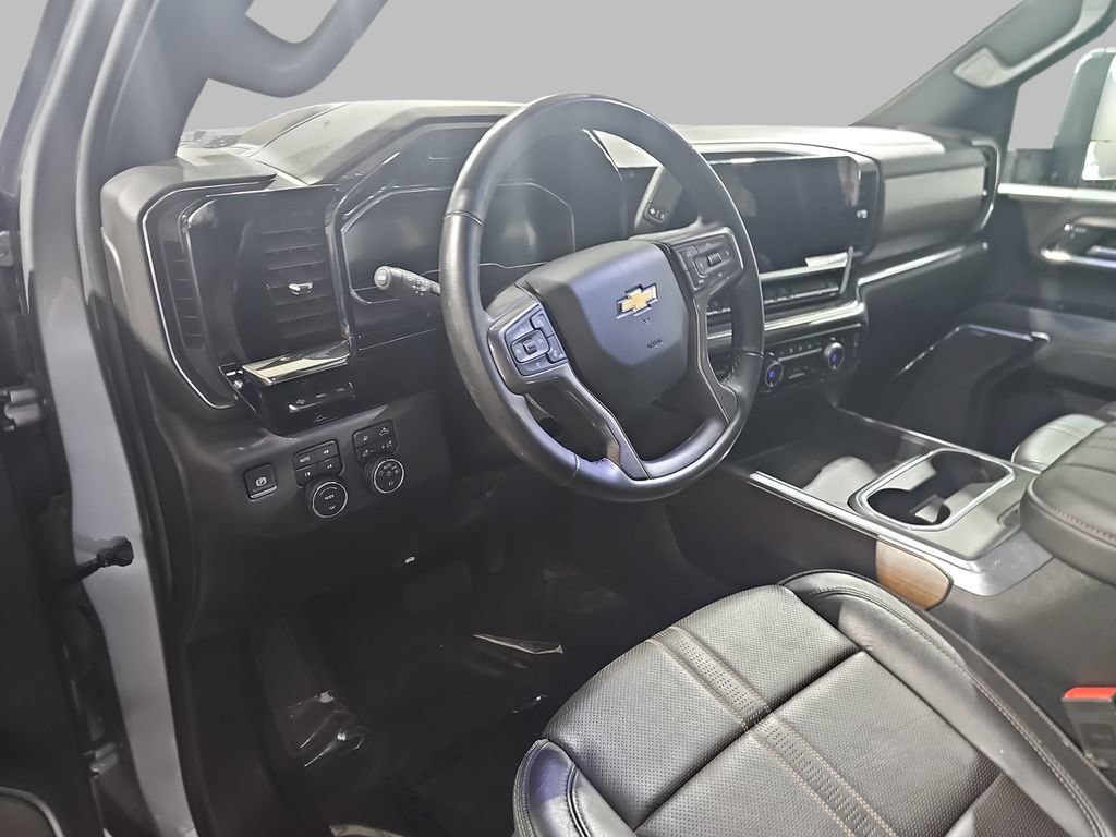 Certified 2024 Chevrolet Silverado 2500 High Country w/ High Country Premium Package AWD/4WD image 19
