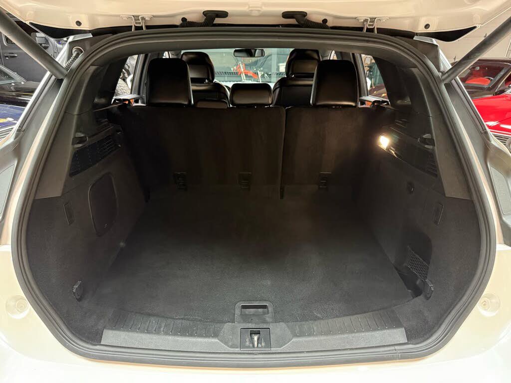 Used 2018 Lincoln MKC Select w/ Select Plus Package FWD image 32