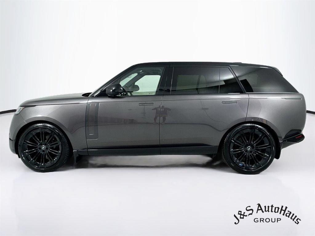 Used 2024 Land Rover Range Rover Long Wheelbase SE AWD/4WD image 4