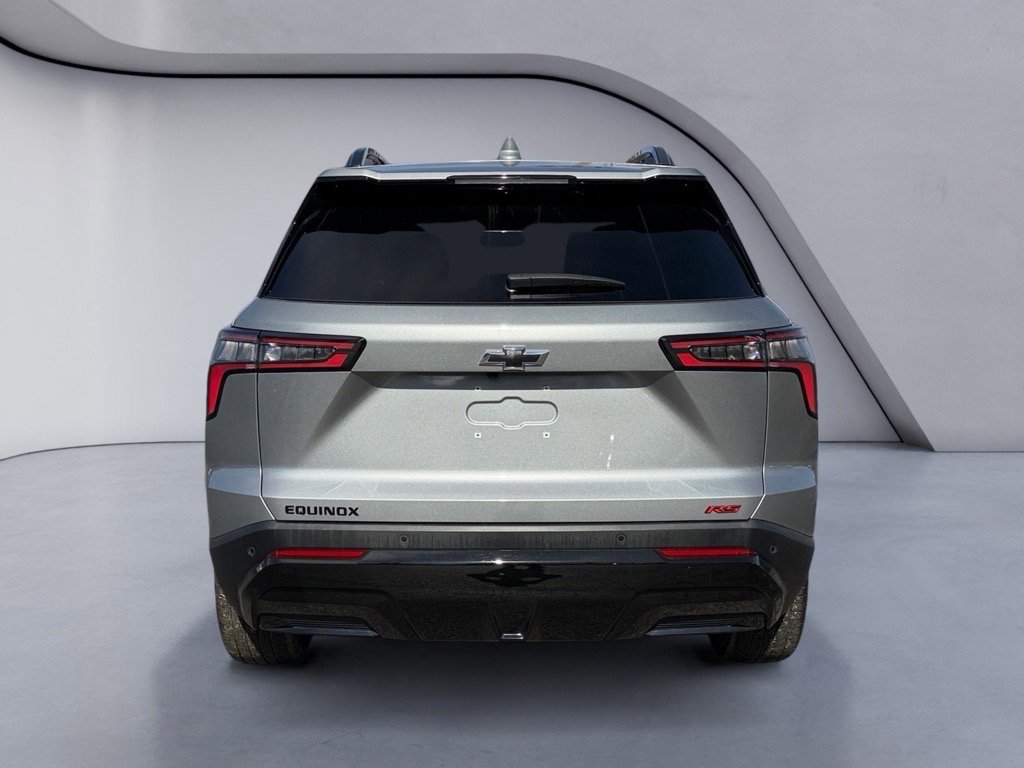 Used 2025 Chevrolet Equinox RS image 4
